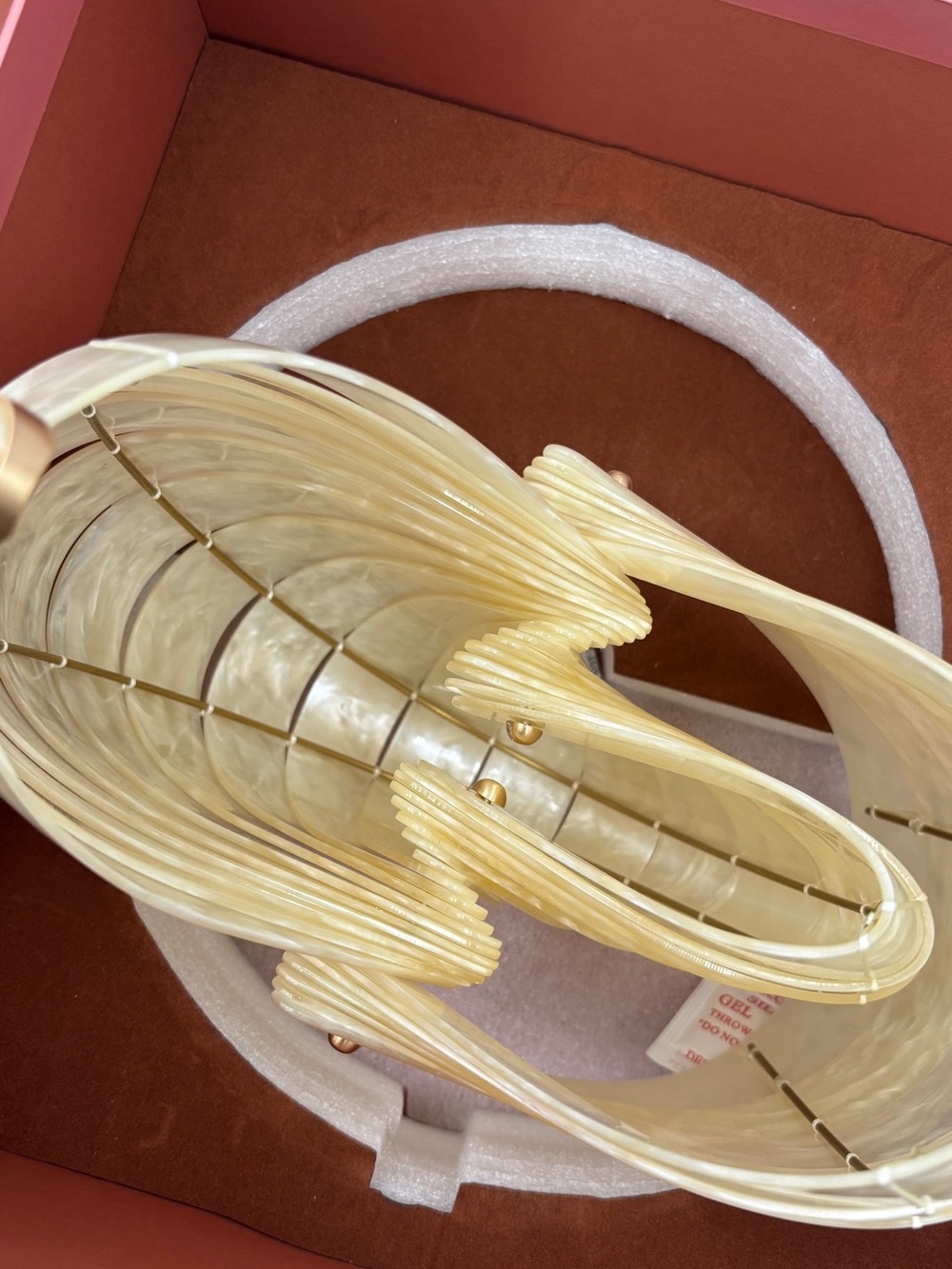 Cult Gaia Sirena Shell Acrylic Rounded Seashell Clutch in Ivory - Picture 5 of 14